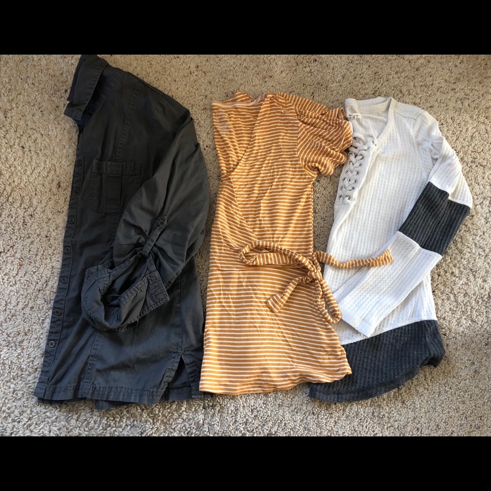 Lot of maurices tops